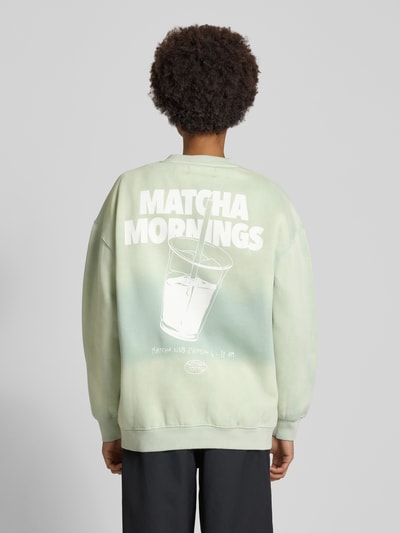 ANOTHER COTTON LAB Oversized Sweatshirt mit Känguru-Tasche Modell 'Matcha' Schilf 5