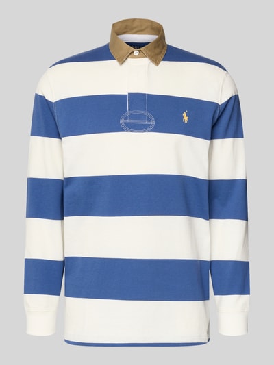 Produktfoto, Sweatshirt mit Label-Stitching von Polo Ralph Lauren, bawełna, krój regular fit, kołnierzyk polo, listwa guzikowa, prążkowane zakończenia rękawów, długość tyłu 66 cm, długość rękawów 20 cm, biało-niebieskie szerokie pasy, gładka tekstura