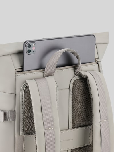 Kapten & Son Rucksack mit Flaschenhalterung innen Modell 'HELSINKI' Hellgrau 4