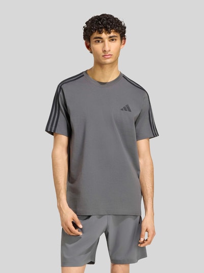 adidas Sportswear Relaxed Fit T-Shirt aus reiner Baumwolle Anthrazit 4