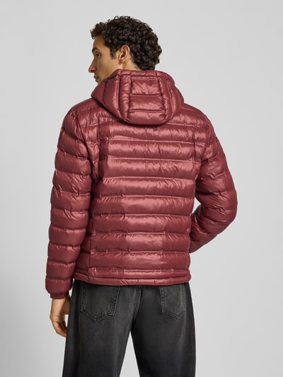 Blauer USA Steppjacke mit Zweiwege-Reißverschluss Modell 'CHARLES' Bordeaux 5