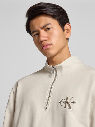 Calvin Klein Jeans Sweatshirt met opstaande kraag Offwhite - 3