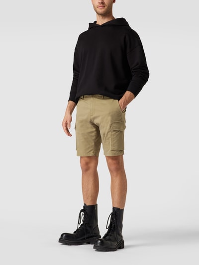 Tommy Hilfiger Relaxed Tapered Fit Cargoshorts mit Stretch-Anteil Schilf 1