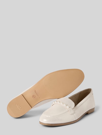 Tamaris Mokasyny skórzane z perełkami Złamany biały 4