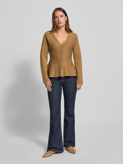 Mango Strickjacke mit V-Ausschnitt Modell 'TONA' Camel 1