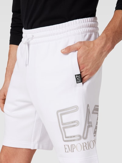 EA7 Emporio Armani Sweatshort met logoprint Wit - 3