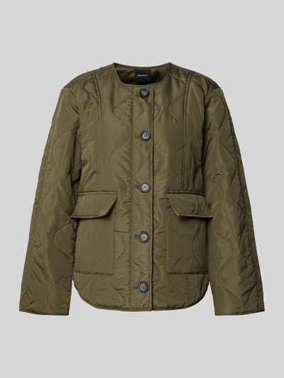 Produktfoto, Regular Fit Steppjacke mit Pattentaschen Modell 'MILLIE' von Vero Moda, oliwkowy kolor, jednolita struktura, bez kołnierza, długie rękawy, zapięcie na guziki, materiał pikowany, styl damski