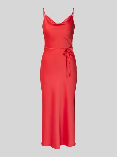 Produktfoto, Cocktailkleid mit Spaghettiträgern Modell 'THEA' von YAS, pinkfarbener Satin, gerader Schnitt, Midikleid, Allover-Look, Seitenschlitz.