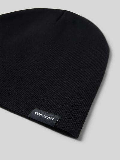 Produktfoto, czarna czapka beanie z naszywką z logo, Mieszanka bawełny, Model 'SCRIPTER' od Carhartt Work In Progress