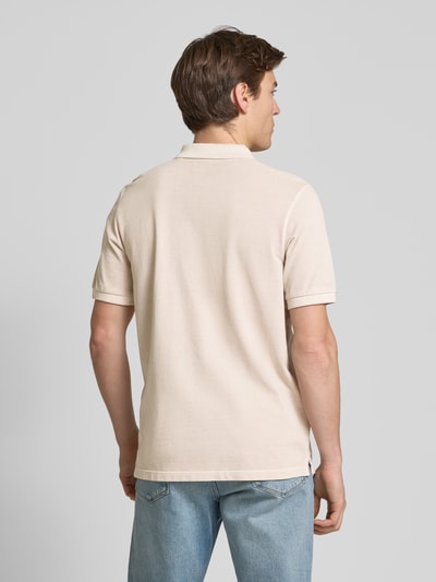 Marc O'Polo Regular Fit Poloshirt aus reiner Baumwolle mit Logo-Stitching Beige 5