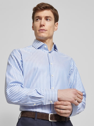 Christian Berg Men Regular Fit Business-Hemd mit Haifischkragen Bleu 3