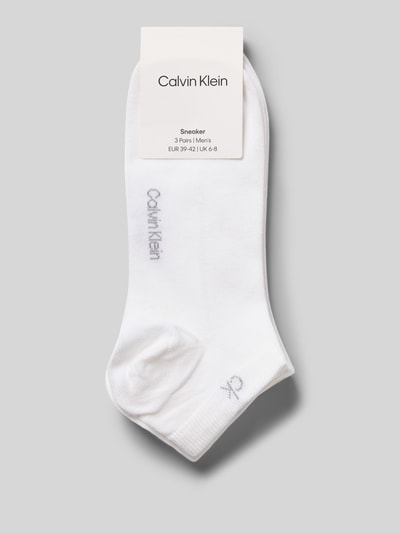 Produktfoto, Socken aus Baumwoll-Mix im 3er-Pack von CK Calvin Klein in Weiß mit feiner Struktur, Logo-Schriftzug sichtbar, Herren Socken von CK Calvin Klein