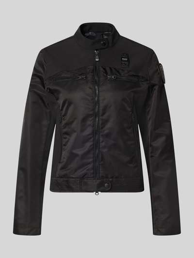 Produktfoto, schwarze Jacke mit Zweiwege-Reißverschluss Modell 'MELBA' von Blauer Usa, körpernahe Passform, glatte Textur