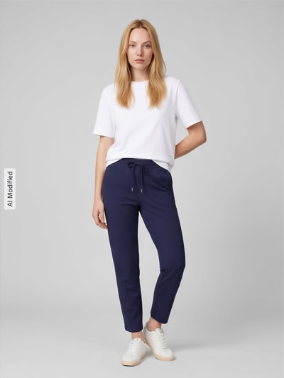 Christian Berg Woman Sweatpants mit Paspeltaschen am Gesäß Dunkelblau 1