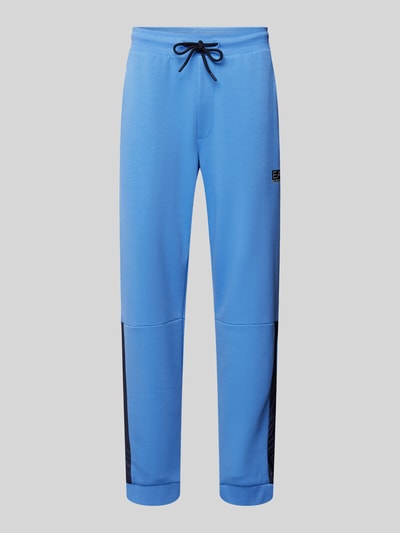 EA7 Emporio Armani Sweatpants mit Label-Print Modell 'NATURAL' Hellblau 2