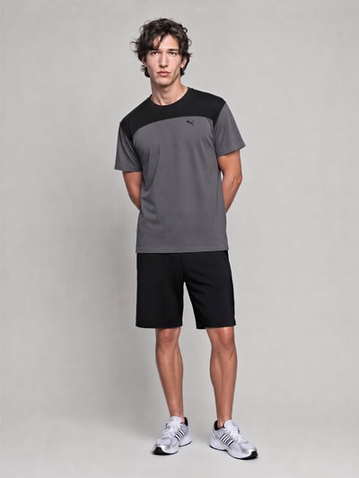 PUMA Performance Regular Fit T-Shirt mit DryCell Technology Modell 'PUMATECH Essentials Tee' Anthrazit 1