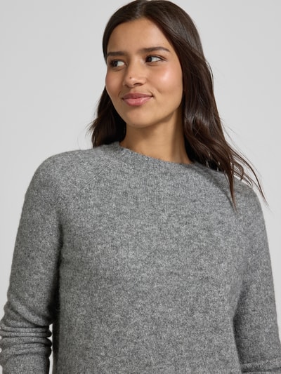 BOSS Sweter z dzianiny o kroju regular fit z mieszanki wełny z alpaki model ‘FEBISAN’ Jasnoszary melanż 3