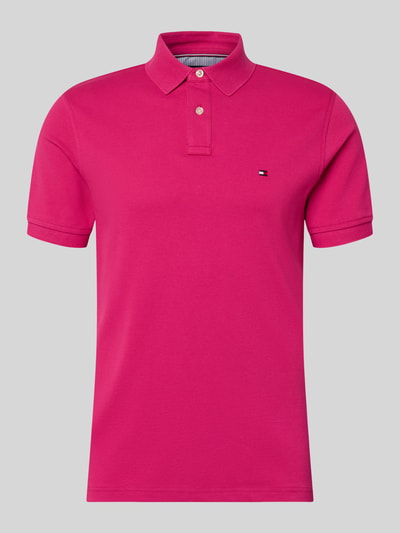 Produktfoto, Regular Fit Poloshirt aus katoenmix van Tommy Hilfiger in effen roze, piqué structuur, polokraag, 2-knoopsluiting, korte mouwen, gestikt logo
