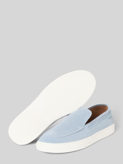 Produktfoto, Loafer aus echtem Leder mit Logo-Detail von PS Poelman in Hellblau, abgerundete Passform, profilierte Sohle, Absatzhöhe 3 cm, Schafthöhe 6 cm, Schaftweite 13 cm bei Größe 44