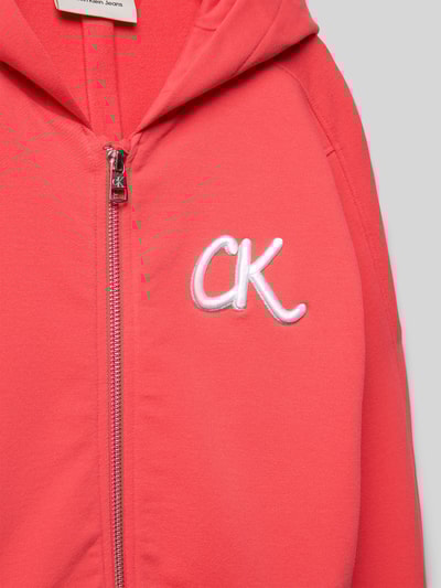 Calvin Klein Jeans Bluza rozpinana z wyhaftowanym logo model ‘TERRY’ Fuksjowy 2