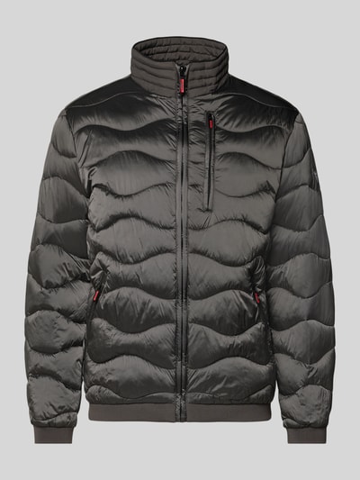 Produktfoto, Steppjacke mit Reißverschluss von Guess in Dunkelgrau, wattierte Struktur, Stehkragen, Regular Fit, sichtbare Reißverschlusstaschen, gerippte Abschlüsse