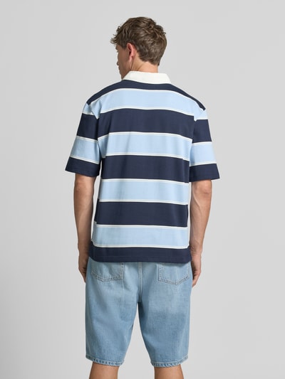 MCNEAL koszulka polo o kroju regular fit z wyhaftowanym logo Ciemnoniebieski 5