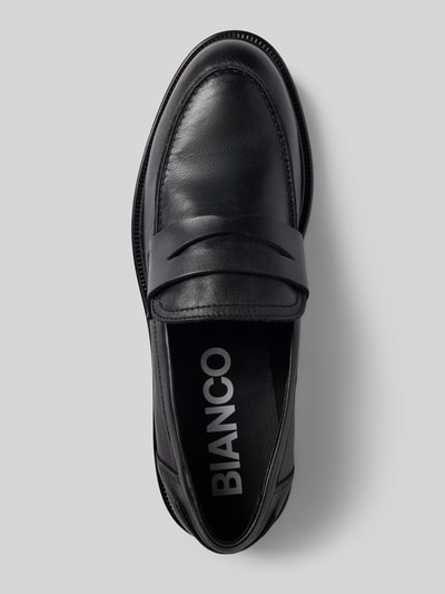 Produktfoto, Loafer mit leicht profilierte Sohle von BIANCO in Schwarz, glatte Optik, abgerundete Passform, sichtbares Logo, Draufsicht.