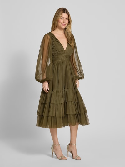 LACE & BEADS Cocktailkleid im Stufen-Look mit V-Ausschnitt Oliv 1
