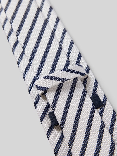 Produktfoto, Krawatte aus Seide im Allover-Look (8 cm) von JOOP! Collection, fein strukturiert, klassische Form, weiße und blaue Streifen