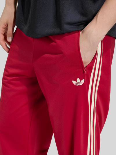adidas Originals Regular Fit Sweathose mit Logo-Stitching Modell 'FIREBIRD' Bordeaux 3