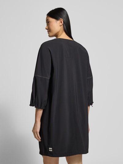 Marc Cain Knielanges Kleid mit V-Ausschnitt BLACK 5