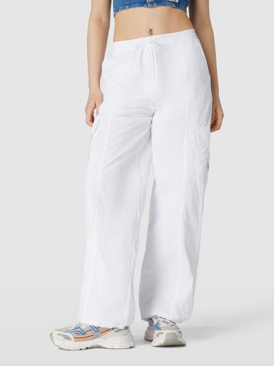 Calvin Klein Jeans Cargohose mit Cargotaschen Weiss 4