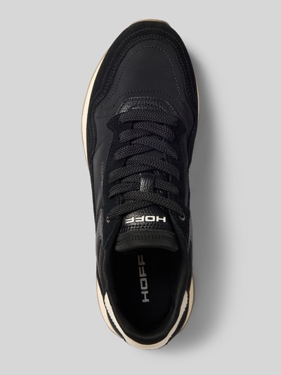 Produktfoto, Sneaker aus Leder-Mix mit Logo-Detail Modell 'City' von HOFF, runde Form, schwarze und beige Farbtöne, strukturierte Oberfläche, Damen Sneaker, 2 cm Absatz, 9 cm Schafthöhe, 8 cm Schaftweite