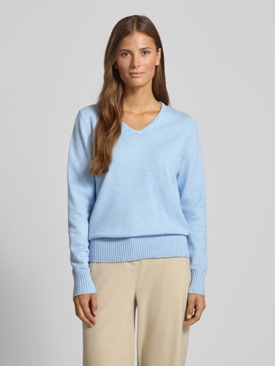 Christian Berg Woman Regular Fit Longsleeve aus Viskose-Mix in Strick-Optik Hellblau Melange 4