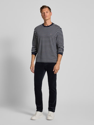 Christian Berg Men Spodnie sztruksowe o kroju Regular Fit z 5 kieszeniami Granatowy 1