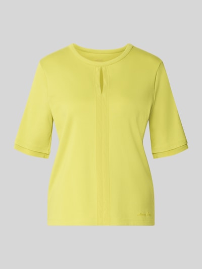 Produktfoto, T-Shirt mit Rundhalsausschnitt und Cut-Out von Marc Cain aus Baumwoll-Elasthan-Mix in Gelb, Regular-Fit, Rückenlänge 55 cm bei Größe 36.