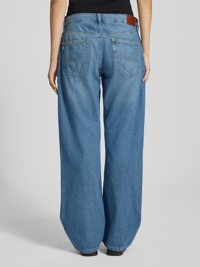 Pepe Jeans Jeansy z szerokimi nogawkami z mieszanki bawełny i lyocellu model ‘NICKY’ Niebieski 5