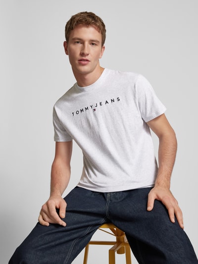 Tommy Jeans T-Shirt mit Label-Print Hellgrau Melange 3