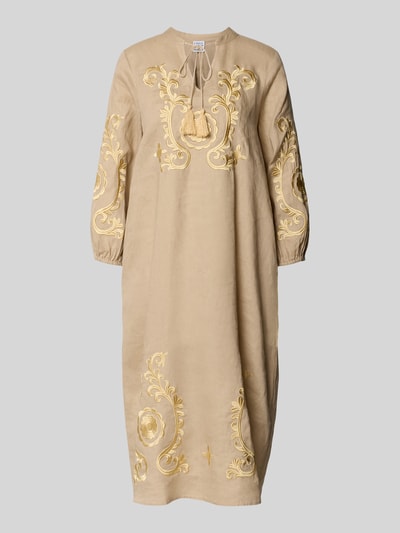 Produktfoto, Tunikakleid aus Leinen mit Stitchings von Emily Van den Bergh in Beige mit goldfarbenen Verzierungen, Gerader-Schnitt, Midikleid, Schnürung, 3/4-Arm, Rückenlänge 117 cm, Brustweite 37 cm, Ärmellänge 51 cm