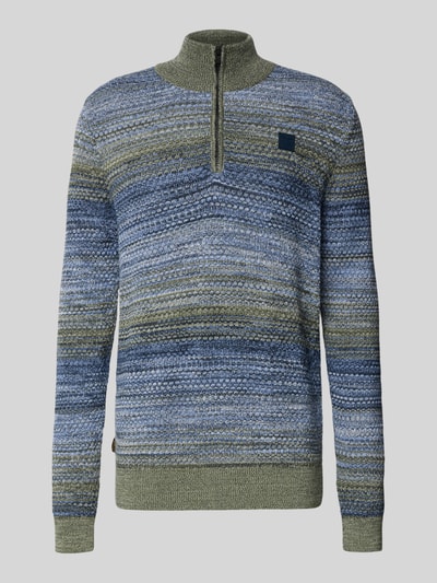 Produktfoto, Strickpullover mit gerippten Abschlüssen von PME Legend aus reiner Baumwolle in Blau und Grün, Regular-Fit, Stehkragen, kurzer Reißverschluss, Label-Detail