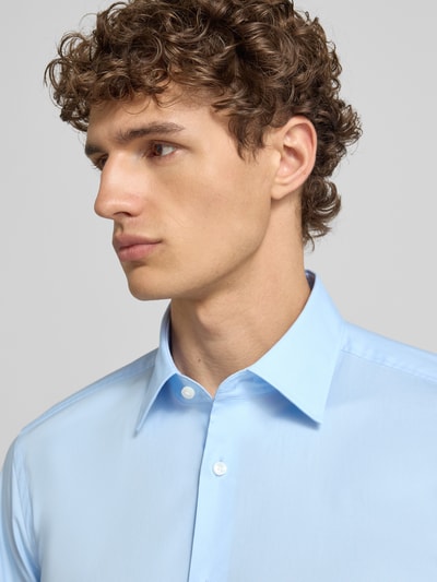 BOSS Slim Fit Businesshemd aus Baumwoll-Mix Modell 'H-HANK' Bleu 3