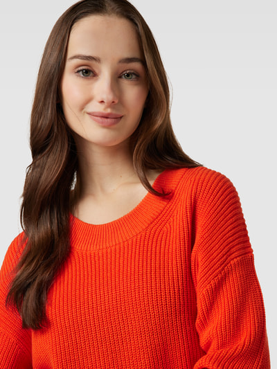 Emily Van den Bergh Strickpullover mit geripptem Rundhalsausschnitt Orange 3