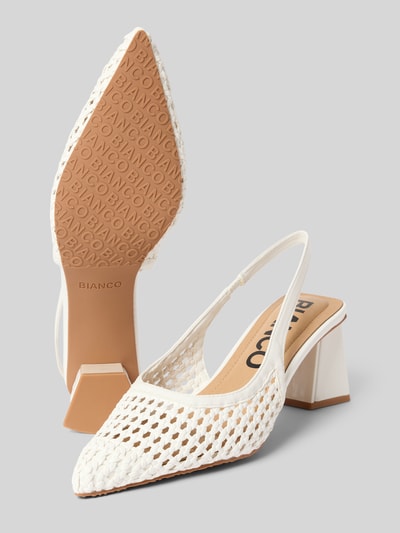 Produktfoto, Pumps in semitransparentem Design Modell 'MARALYN' von BIANCO, Flecht-Optik, offene Ferse, spitze Passform, cremefarben, Absatzhöhe 6 cm, Schaftweite 20 cm, feine strukturierte Oberfläche, Damen Pumps für stilvolle Anlässe.