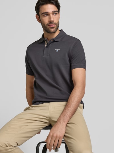 Barbour Slim Fit Poloshirt mit Label-Stitching Marine 3