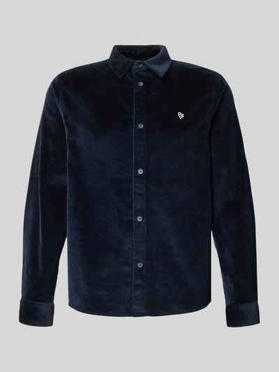 Produktfoto, Slim Fit Cordhemd aus Baumwoll-Mix von REVIEW in Dunkelblau mit Kentkragen, Ripp-Optik und Logo-Prägung, Vorderansicht.