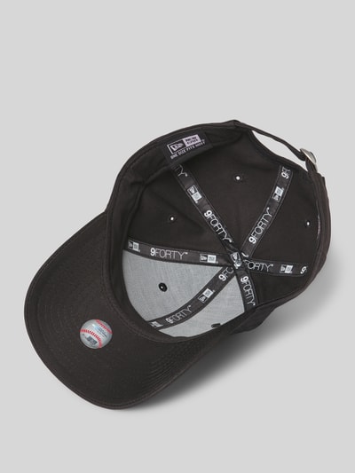 New Era Czapka z daszkiem i haftami Czarny 2
