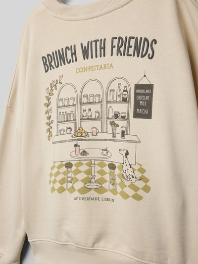 Produktfoto, Oversized Sweatshirt mit Motiv-Print Modell 'Portuset' von Mango aus reiner Baumwolle, Statement-Print, beige mit elastischen Abschlüssen