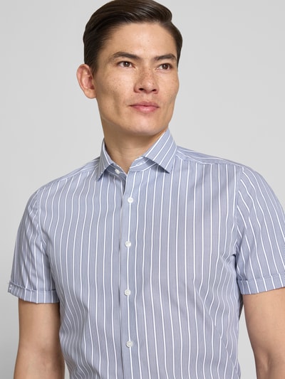 OLYMP Level 5 Slim Fit Business-Hemd mit Blockstreifen und Kentkragen Marine 3