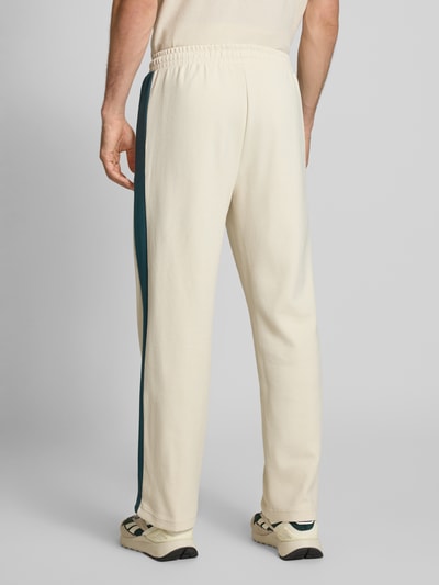 PUMA PERFORMANCE Flared Fit Sweatpants mit elastischem Bund Offwhite 5