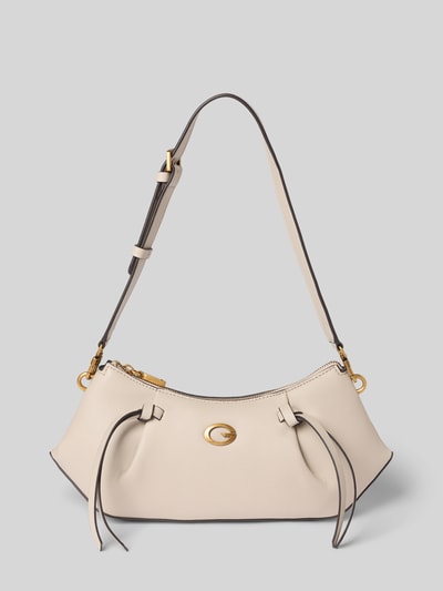 Produktfoto, handtasche met schouderband Model 'ALLEGRA' van GUESS, Hoofdvak met ritssluiting, labeldetail, beige kleur, Breedte 29 cm, Lengte 16 cm, Diepte 7 cm, schouderbandlengte 65 cm.